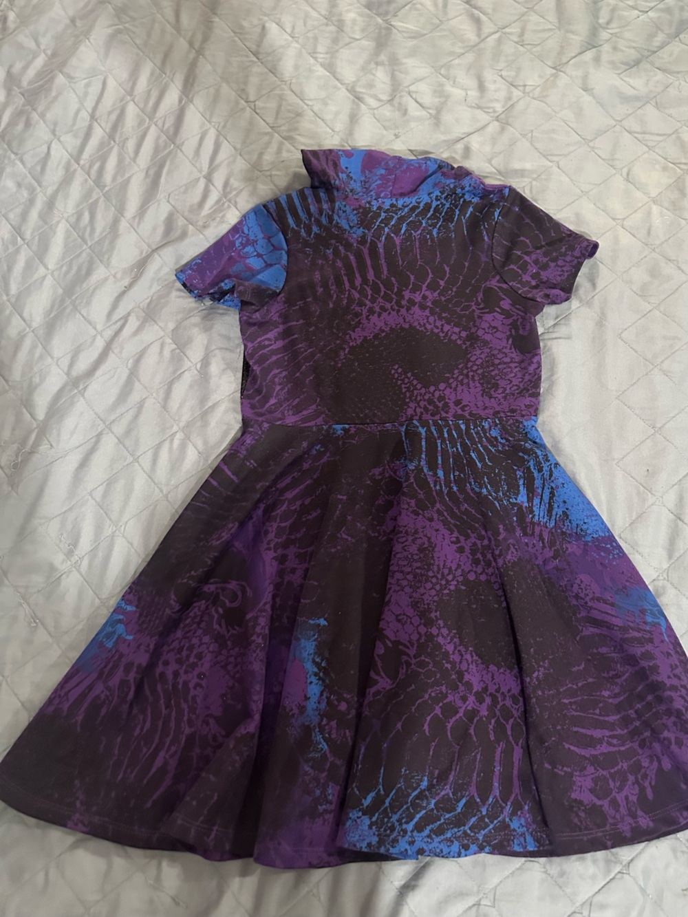 Disney Descendants 3 Hooded Dress
Halloween Costume Size S 6 Girls - Picture 6 of 7